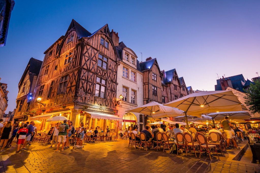 Place Plumereau à Tours