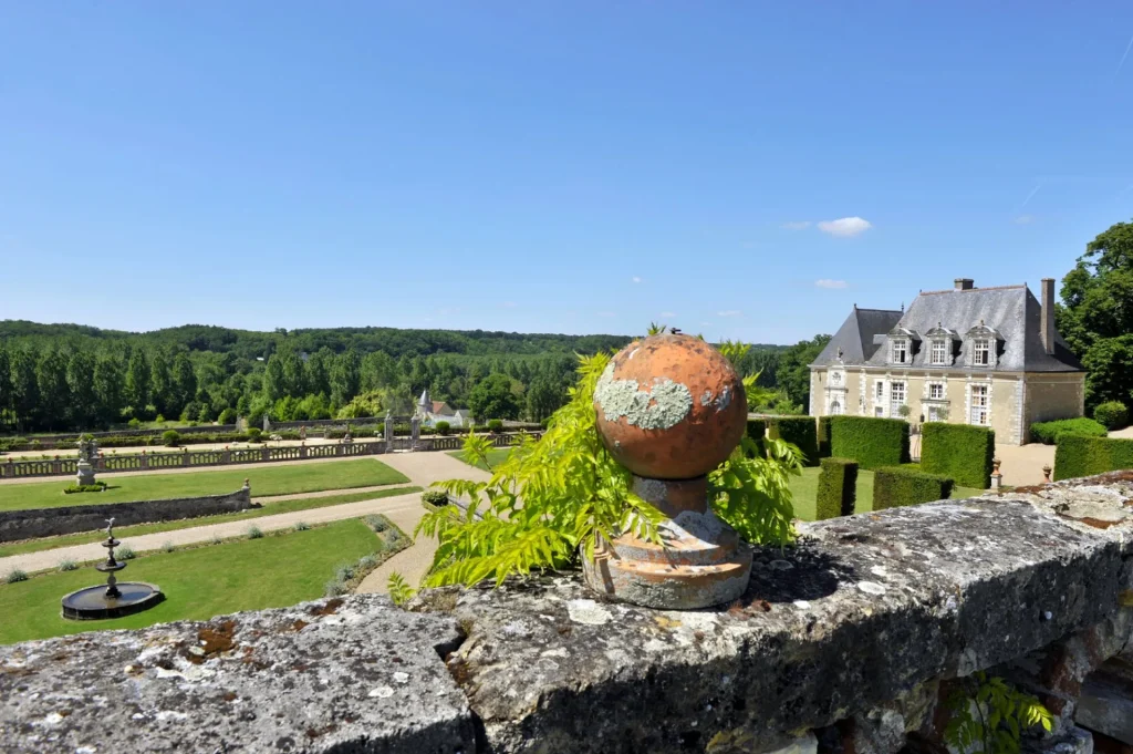 Vue sur les jardins depuis le chateau