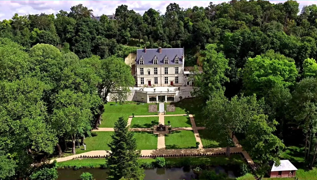 Vue aérienne du domaine depuis un drone