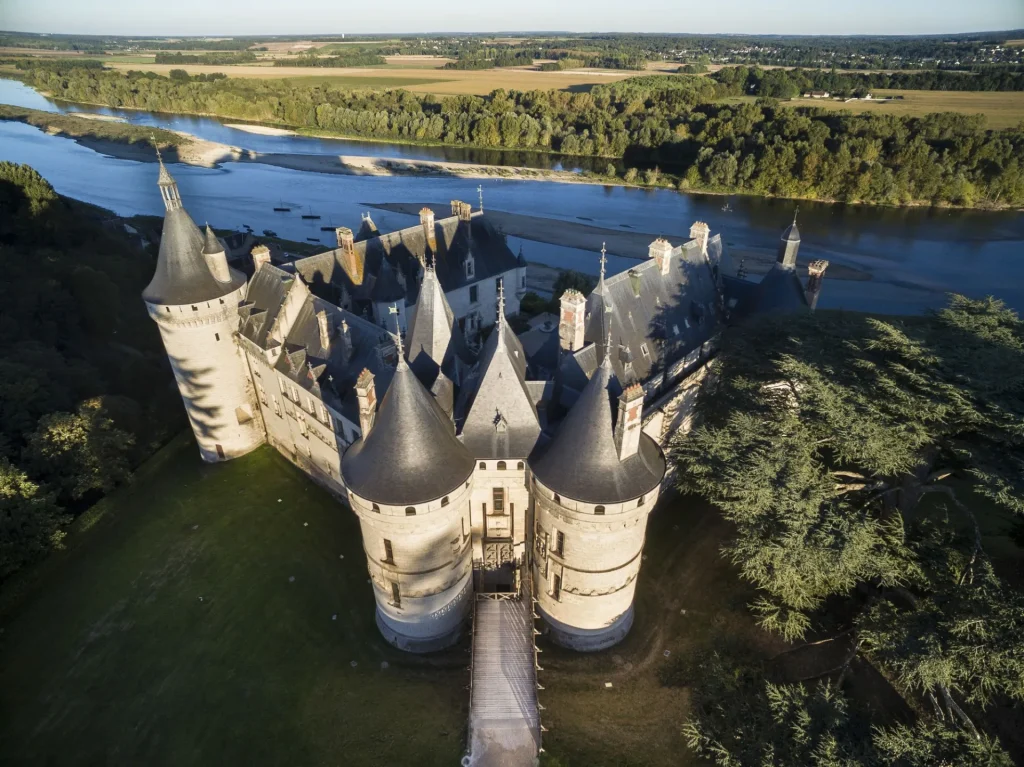 Chateau de Chaumont-sur-Loire vue du ciel