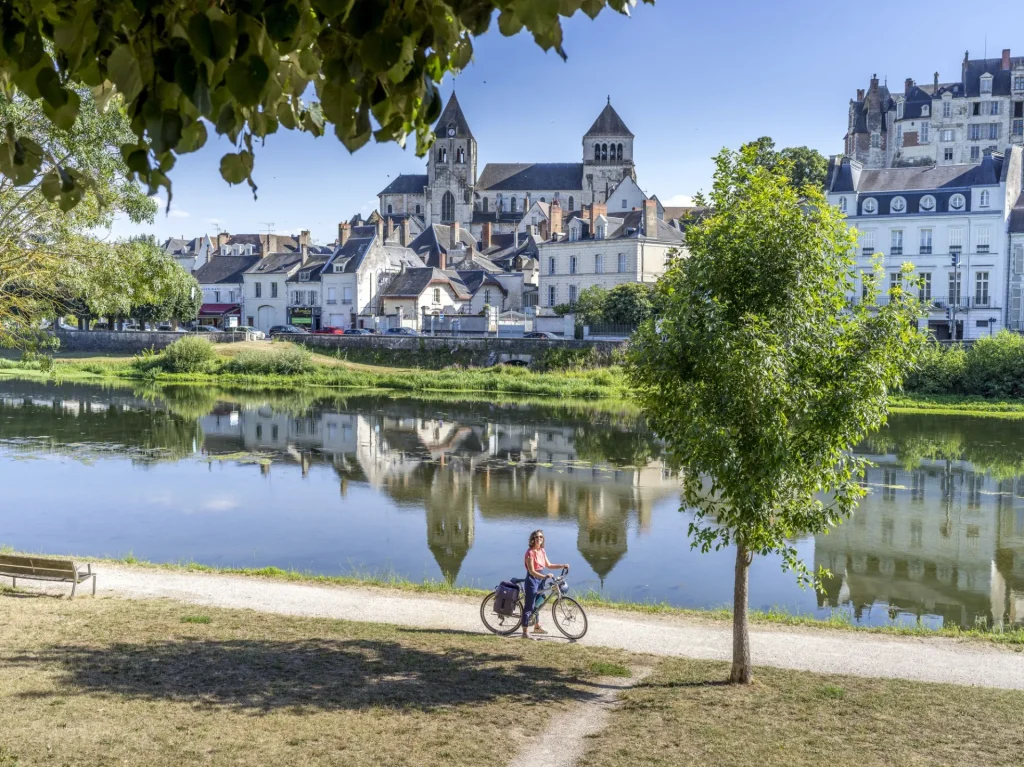 Cyclotouriste à Saint-Aignan