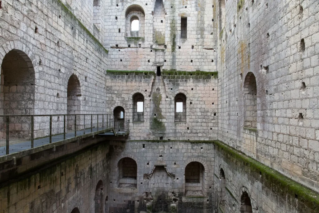 Loches, dans le Donjon, la Chambre Comtale