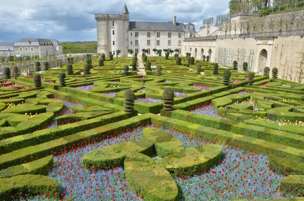 Vue en perspective sur les Jardins de Villandry