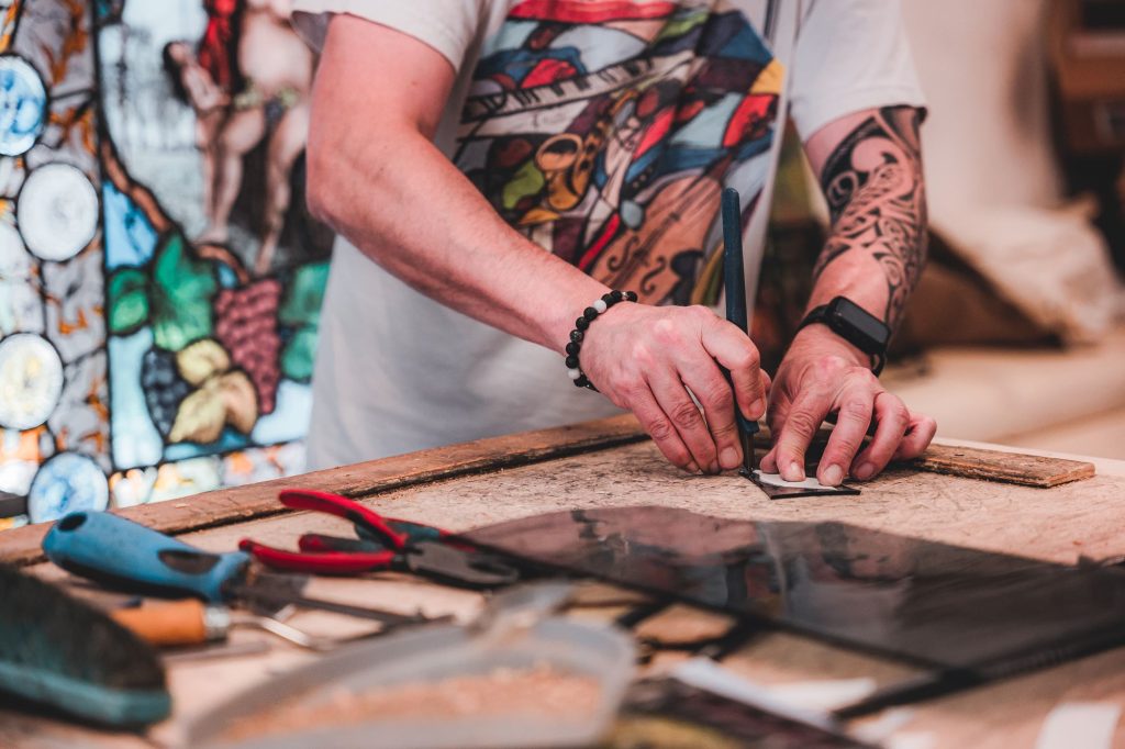 Fabrication de vitrail à l'atelier Picol à Chartres