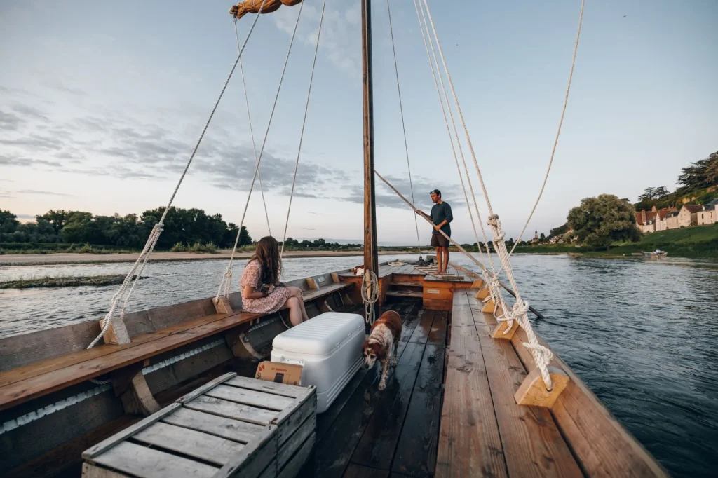 Promenade en bateau le soir