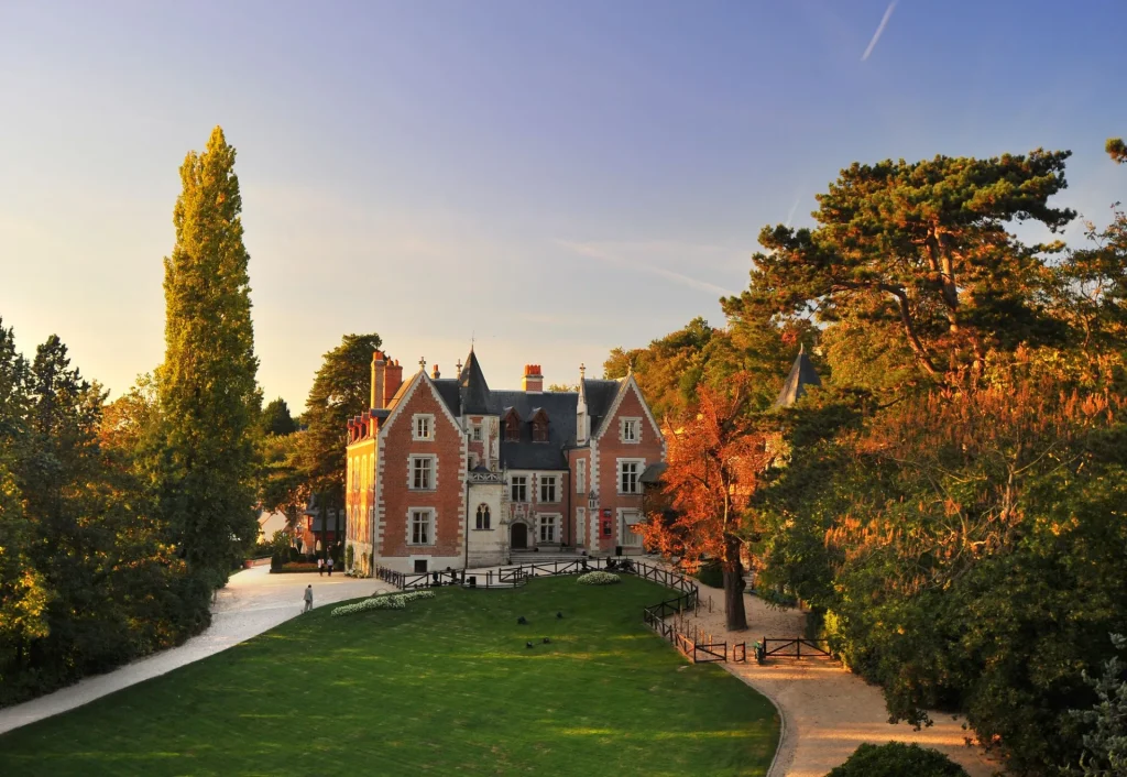 Château du clos de Luce en automne