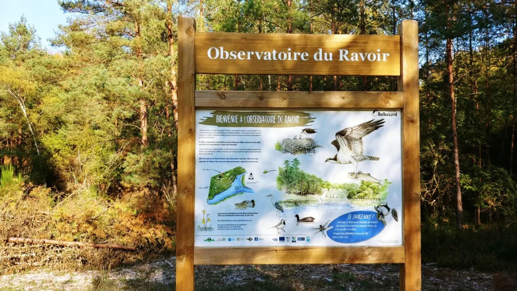 Un panneau de l'observatoir du Ravoir