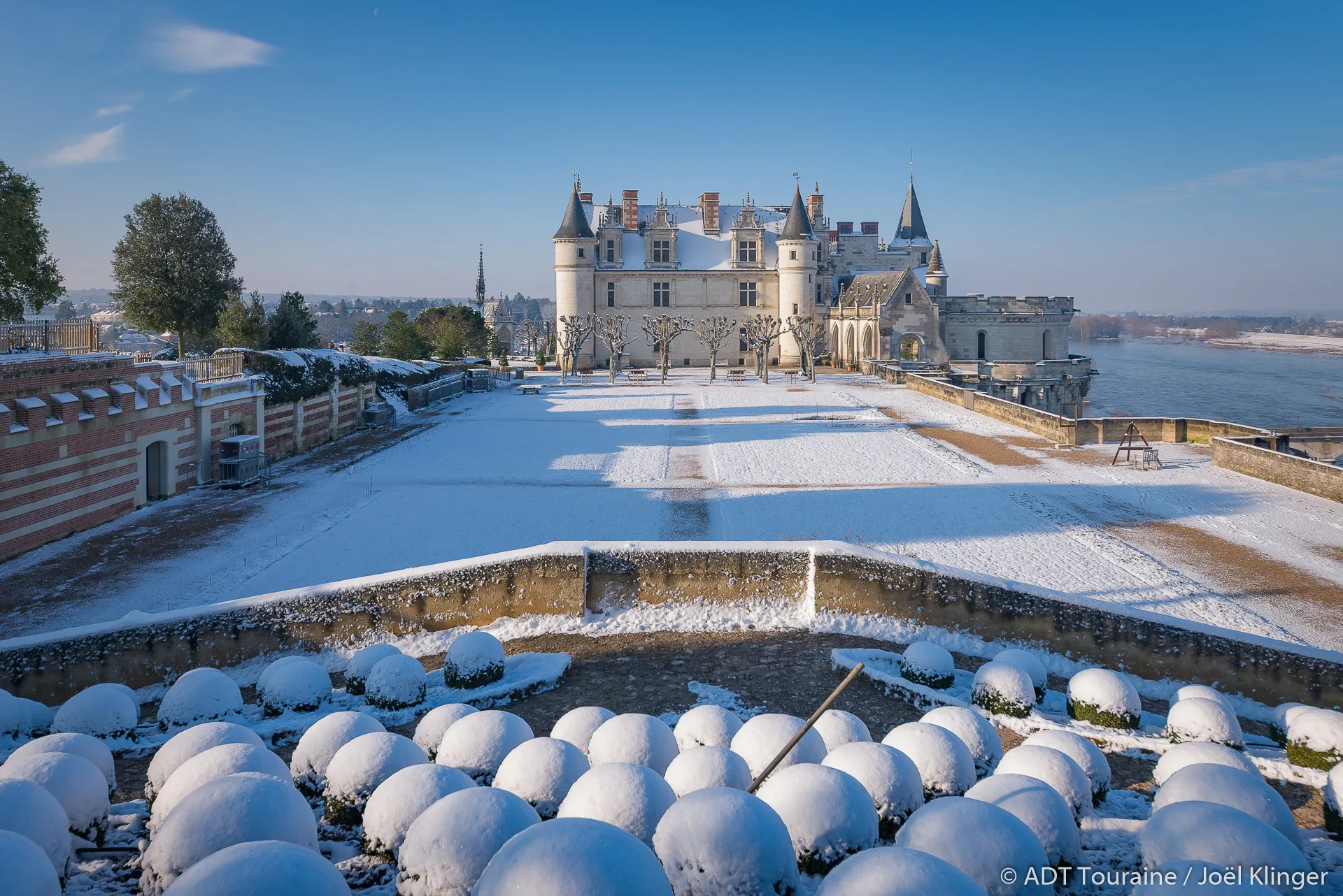 Le château royal d'Amboise sous la neige