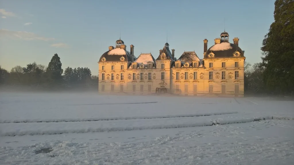 Le château de Cheverny sous la neige