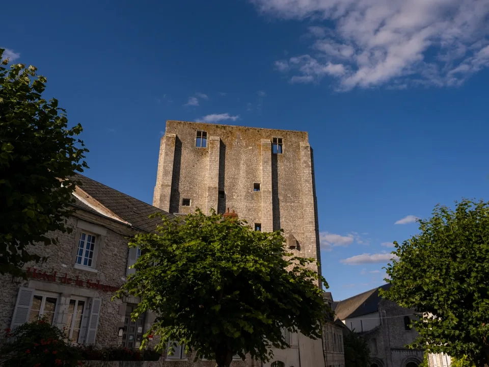 La tour César à Beaugency