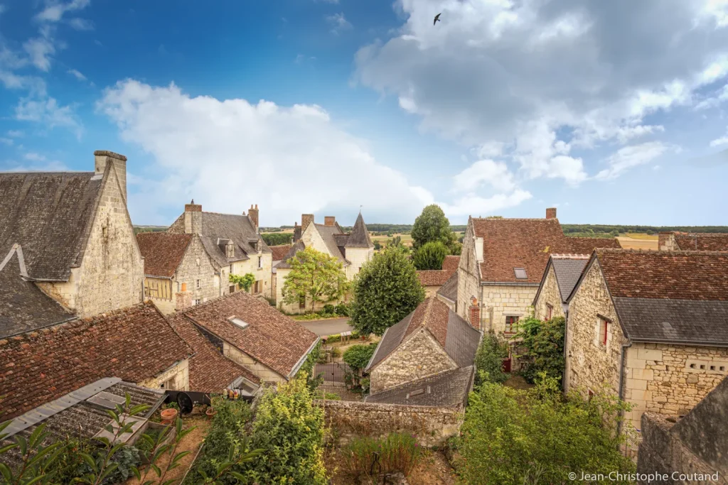 vue sur les toits du village de Crissay-sur-Manse