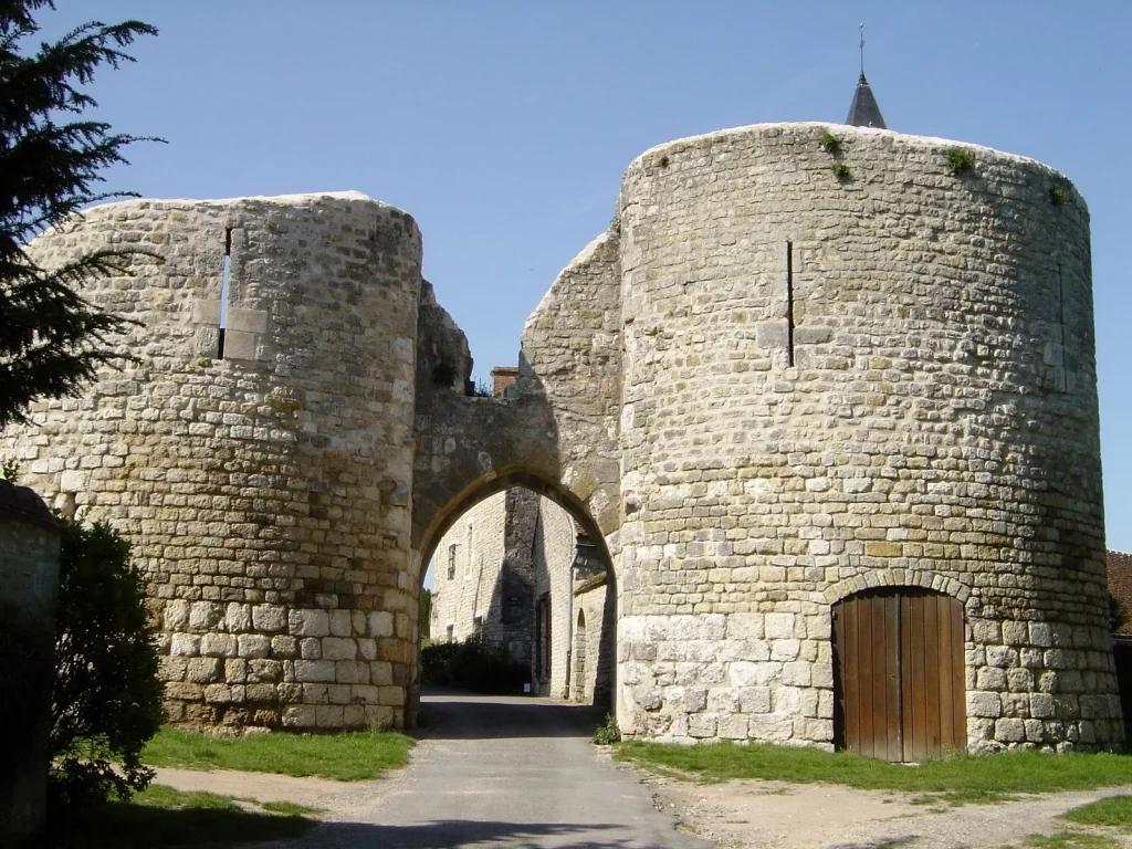Village médiéval de Yèvre-le-Châtel