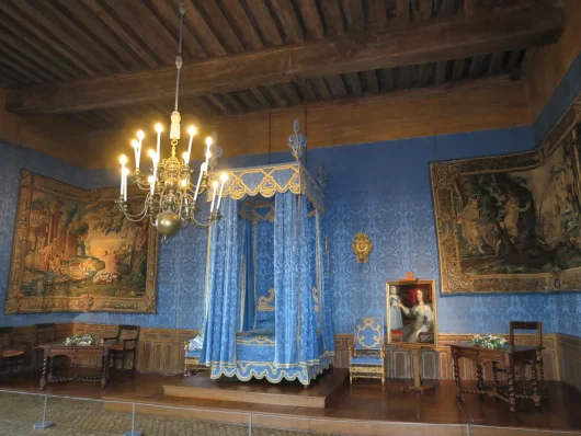 Chambre au chateau de Sully-sur-Loire