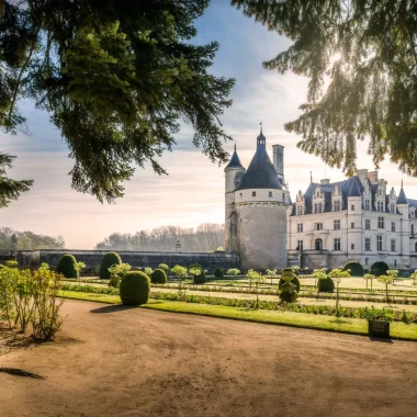 Le Château de Chenonceau vu depuis les jardins