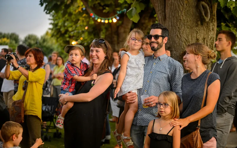 Spectateurs pendant le Festival Solstice de Beaulieu-les-Loches